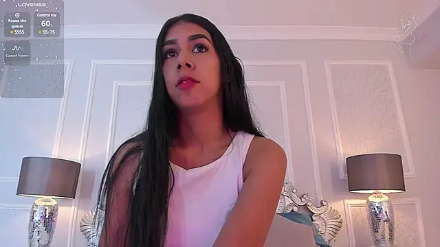 AnnieGibbyns online show from February 26, 2025, 12:03 pm