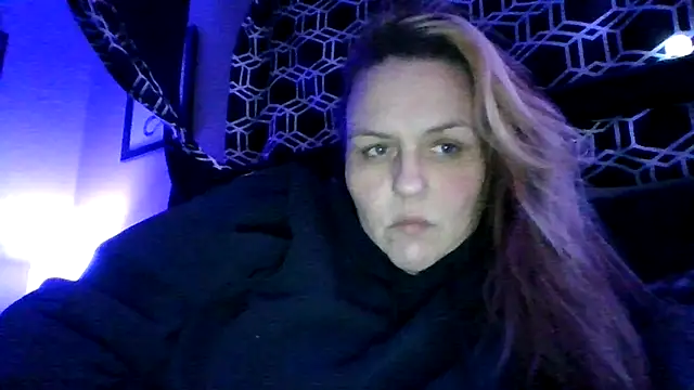 Snapshot of RubyRose33 chatting on March 20, 2026, 8:30 am RubyRose33 online show from March 20, 2026, 8:30 am