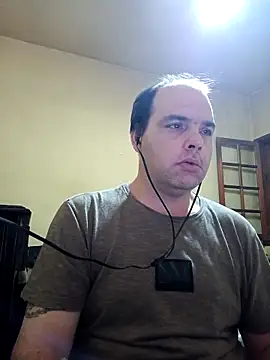 Jovissoares7ye online show from April 19, 2026, 2:33 am