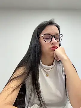 Snapshot of Soy_Sara7 chatting on May 13, 2026, 7:55 pm Soy Sara7 online show from May 13, 2026, 7:55 pm