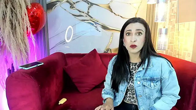 Bella williamss  online show from September 16, 2025, 7:37 pm