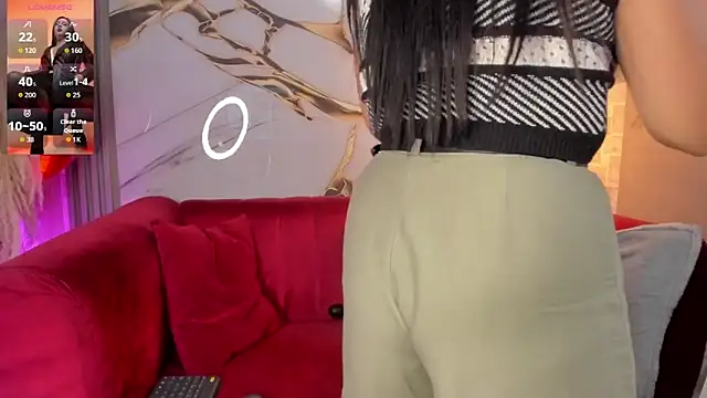 Bella williamss  online show from November 5, 2025, 7:47 pm