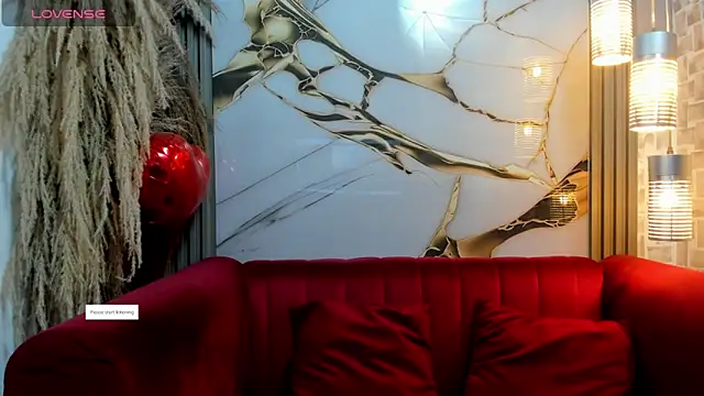 Snapshot of Bella_williamss_ chatting on February 11, 2026, 7:41 pm Bella williamss online show from February 11, 2026, 7:41 pm