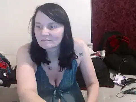 Hotmodel1984 online show from January 14, 2025, 12:11 am