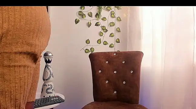 LOGAN DRAKE online show from March 9, 2025, 12:20 pm