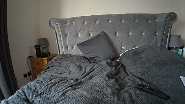 Bolt312 online show from October 15, 2025, 9:53 am