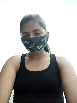 heena-3678 online show from March 5, 2025, 5:40 am