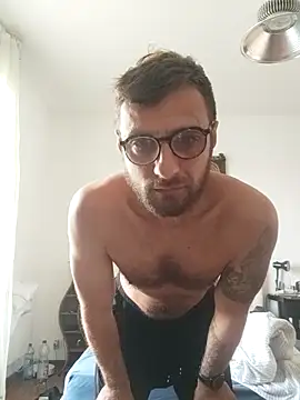 sebik122 online show from October 5, 2025, 6:34 am