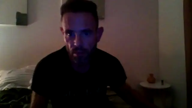 JPCGomes85 online show from April 21, 2026, 11:40 pm