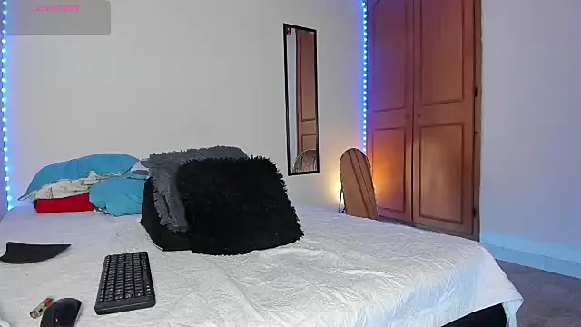 morenosiam online show from September 11, 2025, 12:55 am