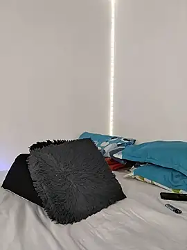 morenosiam online show from March 4, 2026, 5:57 am