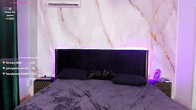 CutiePie69   online show from March 18, 2025, 2:47 am