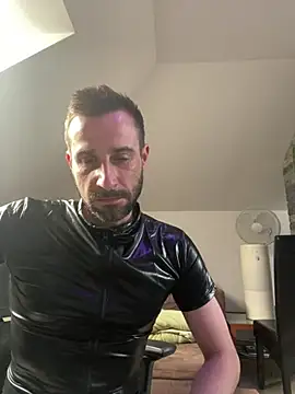 gryzoon online show from April 23, 2026, 5:19 am