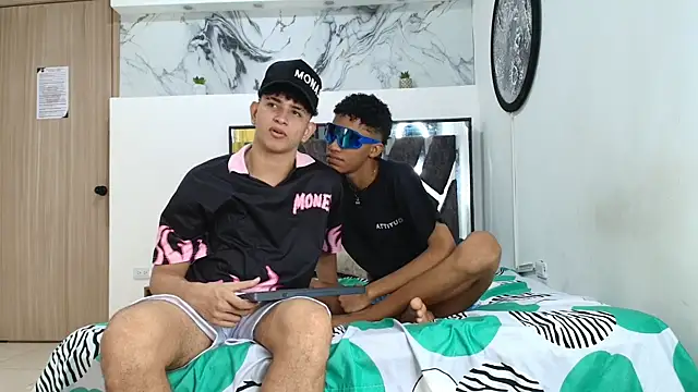 KING OFF BOYS online show from September 22, 2025, 1:24 pm