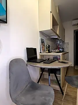  KissMyAss  online show from February 13, 2026, 9:22 pm