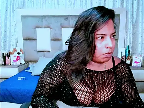 indiantopaz694u online show from March 15, 2025, 4:13 am