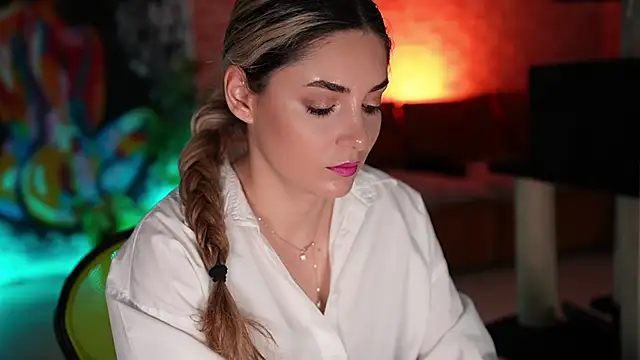  Allie  online show from March 12, 2025, 6:29 am