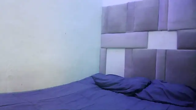 pocahontasoriginal online show from September 29, 2025, 4:12 pm