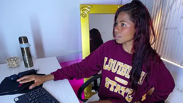 Agata Grubisic online show from March 9, 2025, 7:15 pm