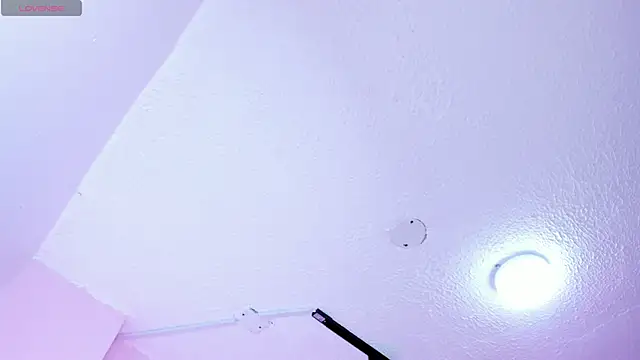 Agata Grubisic online show from October 4, 2025, 4:32 am