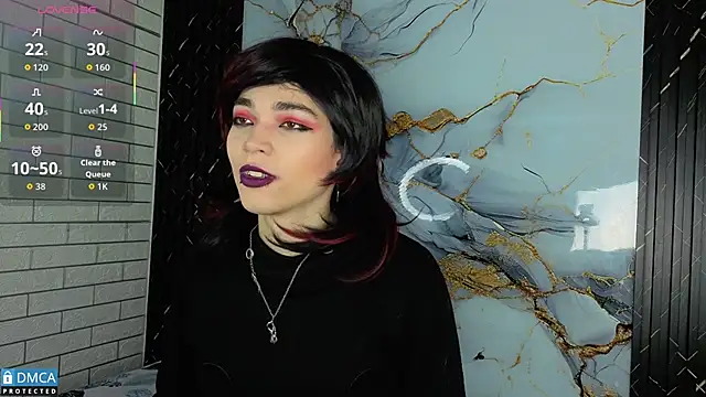 Snapshot of MaeveKuro chatting on November 13, 2025, 3:05 am MaeveKuro online show from November 13, 2025, 3:05 am