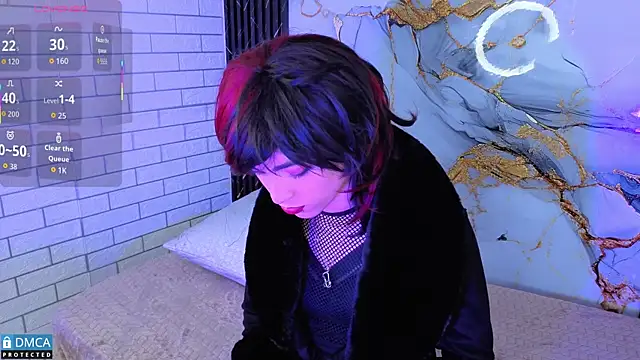 Snapshot of MaeveKuro chatting on November 17, 2025, 3:34 am MaeveKuro online show from November 17, 2025, 3:34 am