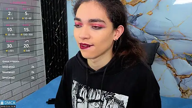 MaeveKuro online show from December 23, 2025, 3:26 am