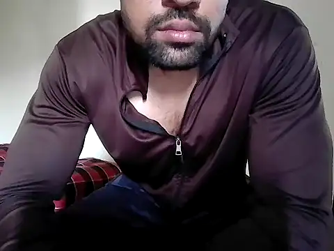 fitbuddy1 online show from October 13, 2025, 9:20 am