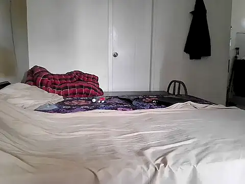 fitbuddy1 online show from April 15, 2026, 9:05 am