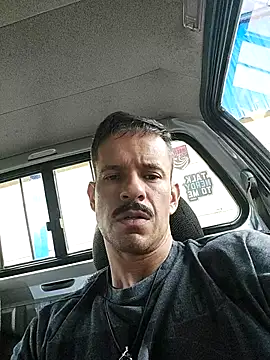 juniortche1313 online show from February 24, 2025, 11:52 pm