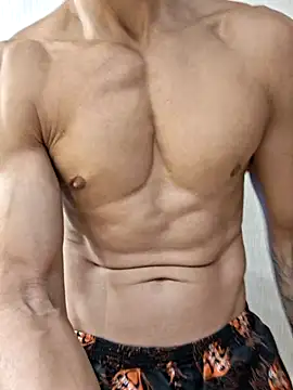 juniortche1313 online show from March 6, 2026, 2:19 am