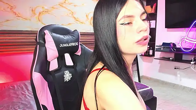 Snapshot of Cloe_roouse chatting on March 8, 2026, 7:28 pm Cloe roouse online show from March 8, 2026, 7:28 pm