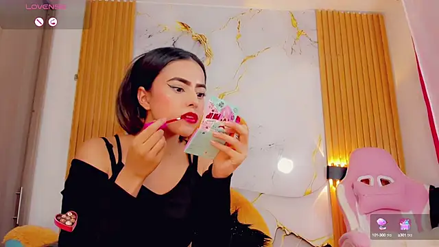 ValeriCardenas online show from September 10, 2025, 2:00 am