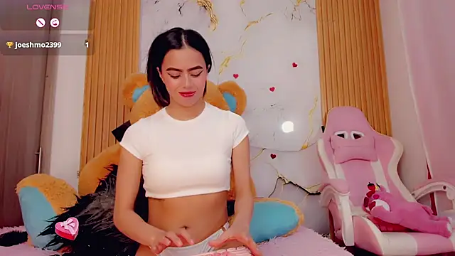 ValeriCardenas online show from September 25, 2025, 2:26 am