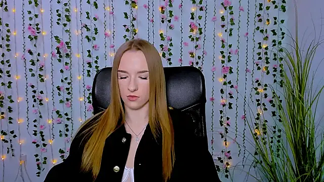 doll vey online show from March 4, 2025, 12:33 pm