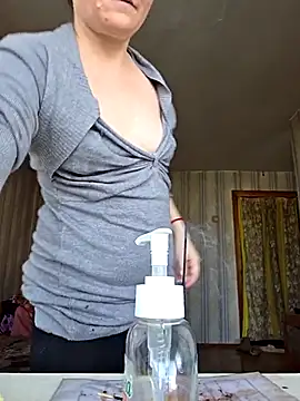 -Kathrine kit- online show from November 29, 2025, 9:01 am