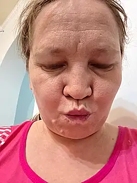 -Kathrine kit- online show from December 5, 2025, 4:14 pm