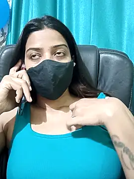 CRAZY  BITE online show from December 3, 2025, 1:20 pm