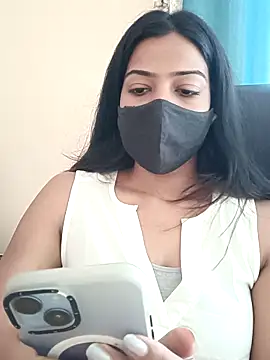 CRAZY  BITE online show from April 12, 2026, 9:47 am