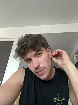 Snapshot of shuki0101 chatting on February 24, 2026, 8:07 pm shuki0101 online show from February 24, 2026, 8:07 pm