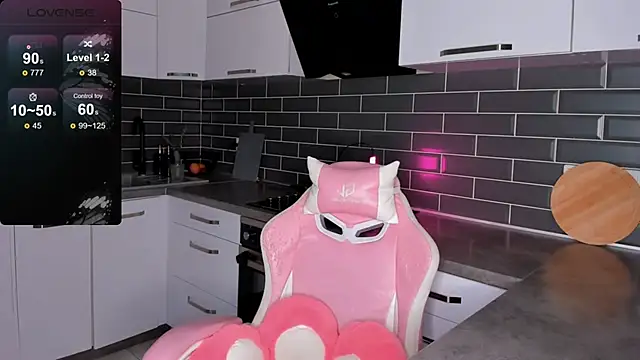 ShaiyaMinn3 online show from April 24, 2026, 7:49 pm