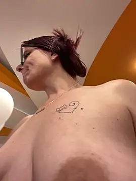 NataKitten online show from April 20, 2026, 6:16 am