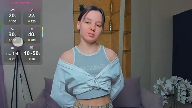 EdinaCordner online show from October 4, 2025, 10:24 am