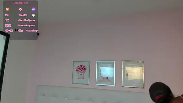 RitaGibsonn online show from March 12, 2026, 7:42 pm