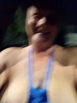 wetnwildforyou online show from September 25, 2025, 3:43 am