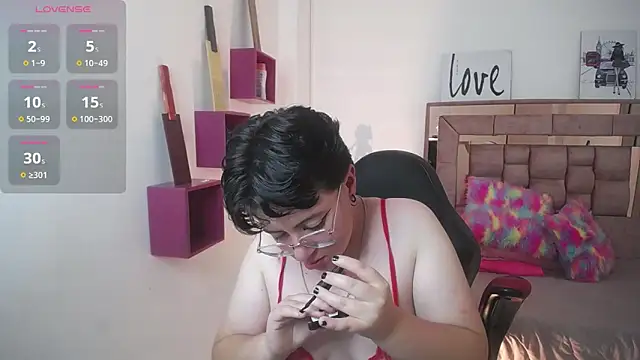 safyka online show from September 22, 2025, 11:07 pm