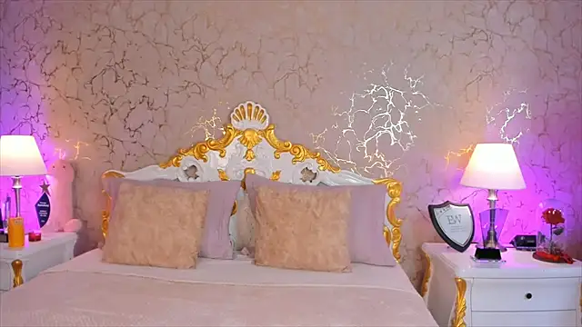 ScarlettWallace online show from November 16, 2025, 8:58 pm