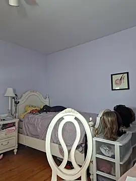 Victoriatv1 online show from April 25, 2026, 11:13 pm