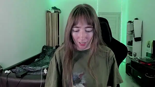 bekkawell online show from October 15, 2025, 3:01 pm