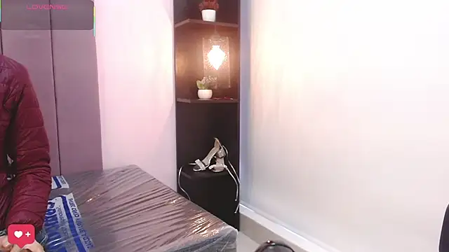 Bonniie 22 online show from March 3, 2025, 7:49 pm